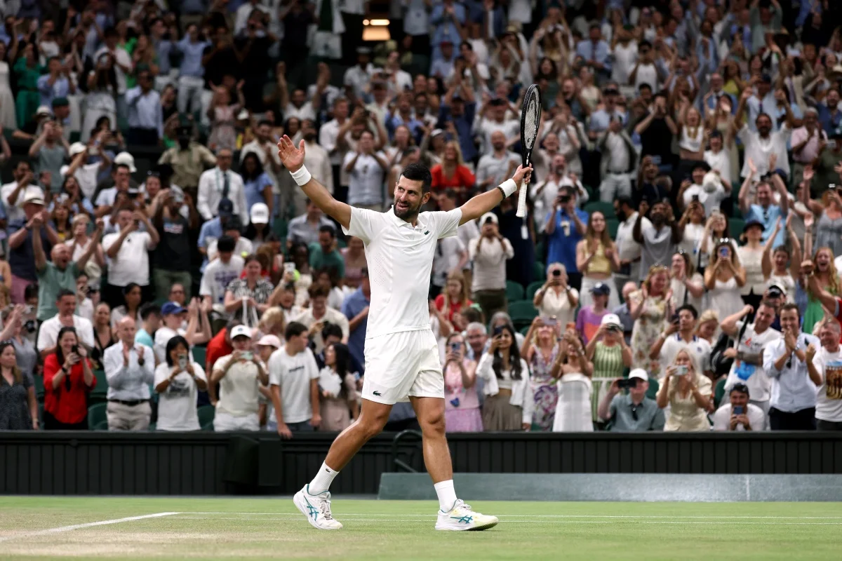 Djokovic vence duelo épico de 5h15 e avança à semifinal de Wimbledon