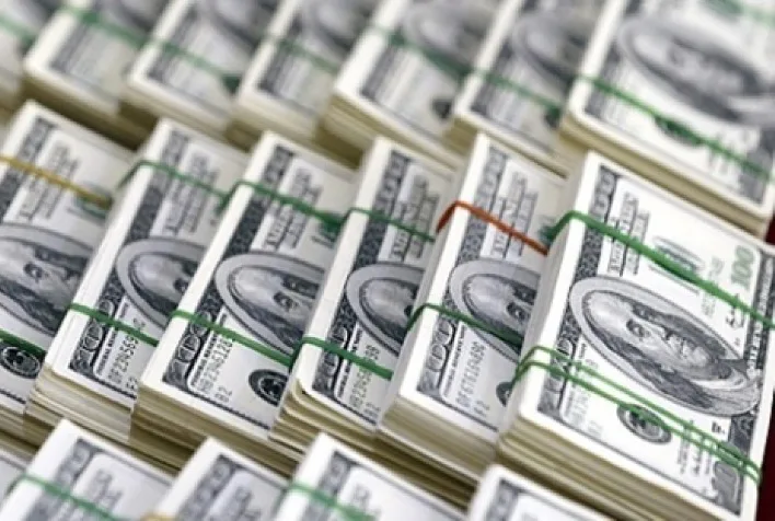 Dólar abre em alta a R$ 5,0888 e mercado monitora tarifas dos EUA e tensões geopolíticas