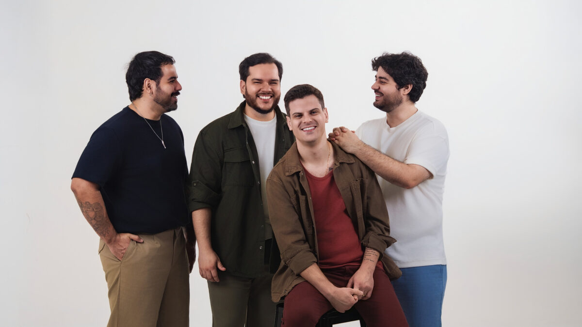 Doral e Pe Lu lançam single "Saí pra Ver Se a Saudade Fica em Casa"