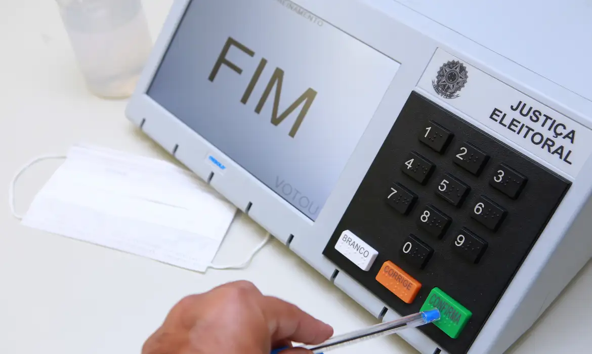 ElevenLabs e TSE se unem para combater clonagem de voz nas eleições de 2026