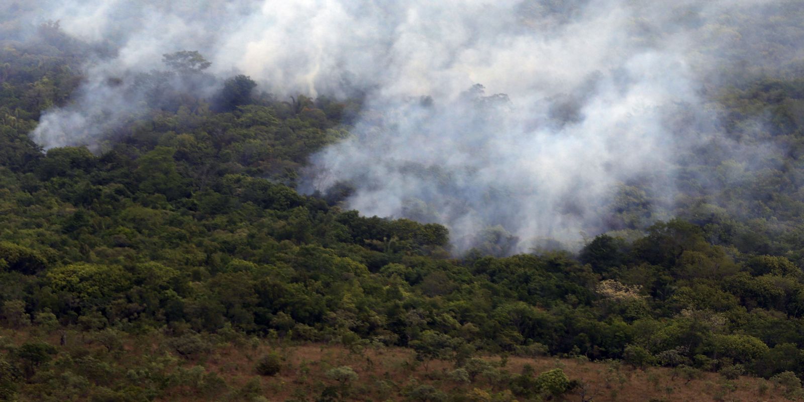 Emissões globais de gases por incêndios atingem menor nível em 24 anos, diz Copernicus