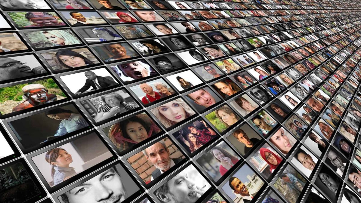 Estudo revela que rostos gerados por IA são considerados mais confiáveis que reais