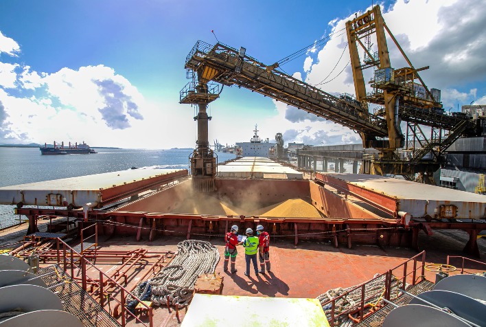 Exportações de soja do Brasil superam 72,7 milhões de toneladas em 2026, diz ANEC