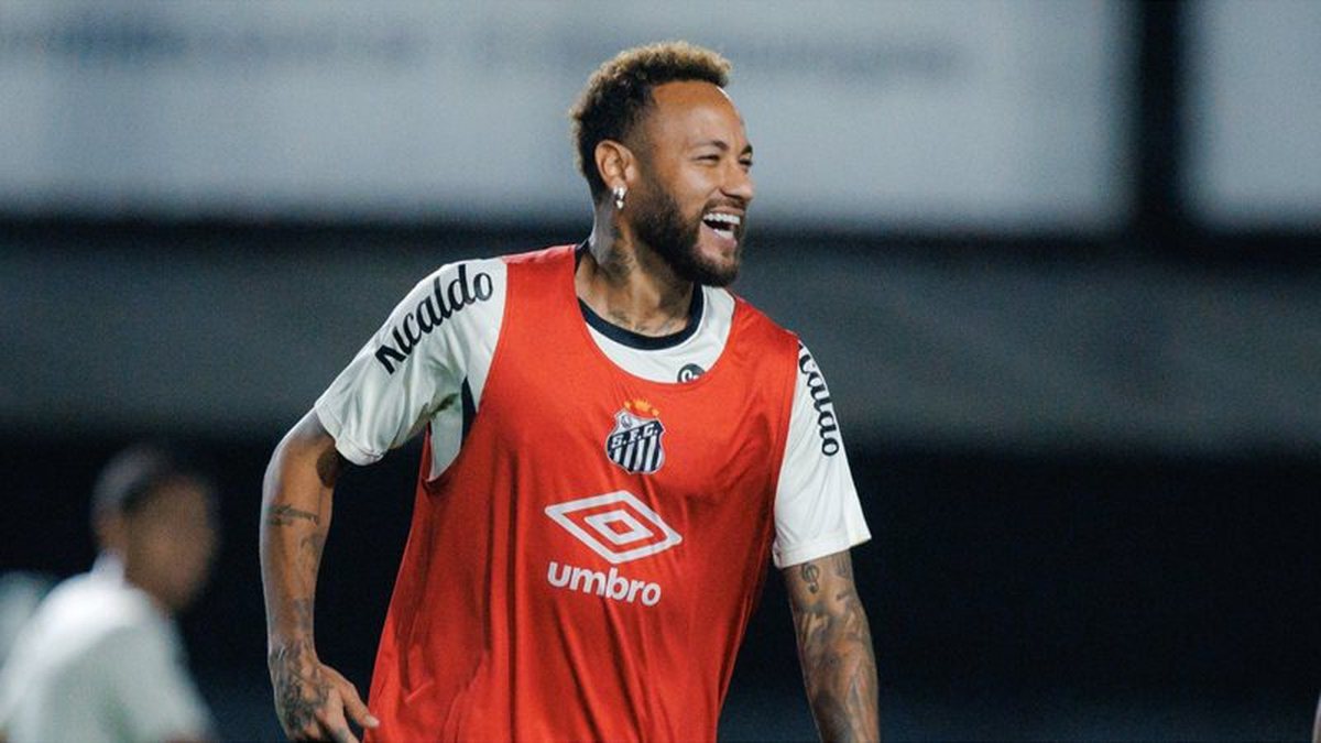 Fã de Neymar conquista atenção do jogador após irmã revelar mensagens inusitadas