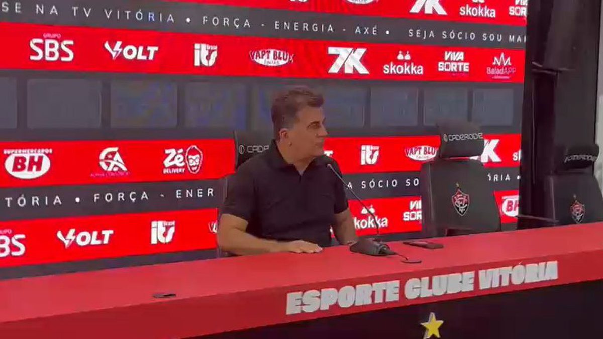 Fábio Mota critica arbitragem após derrota do Vitória e pede respeito no futebol