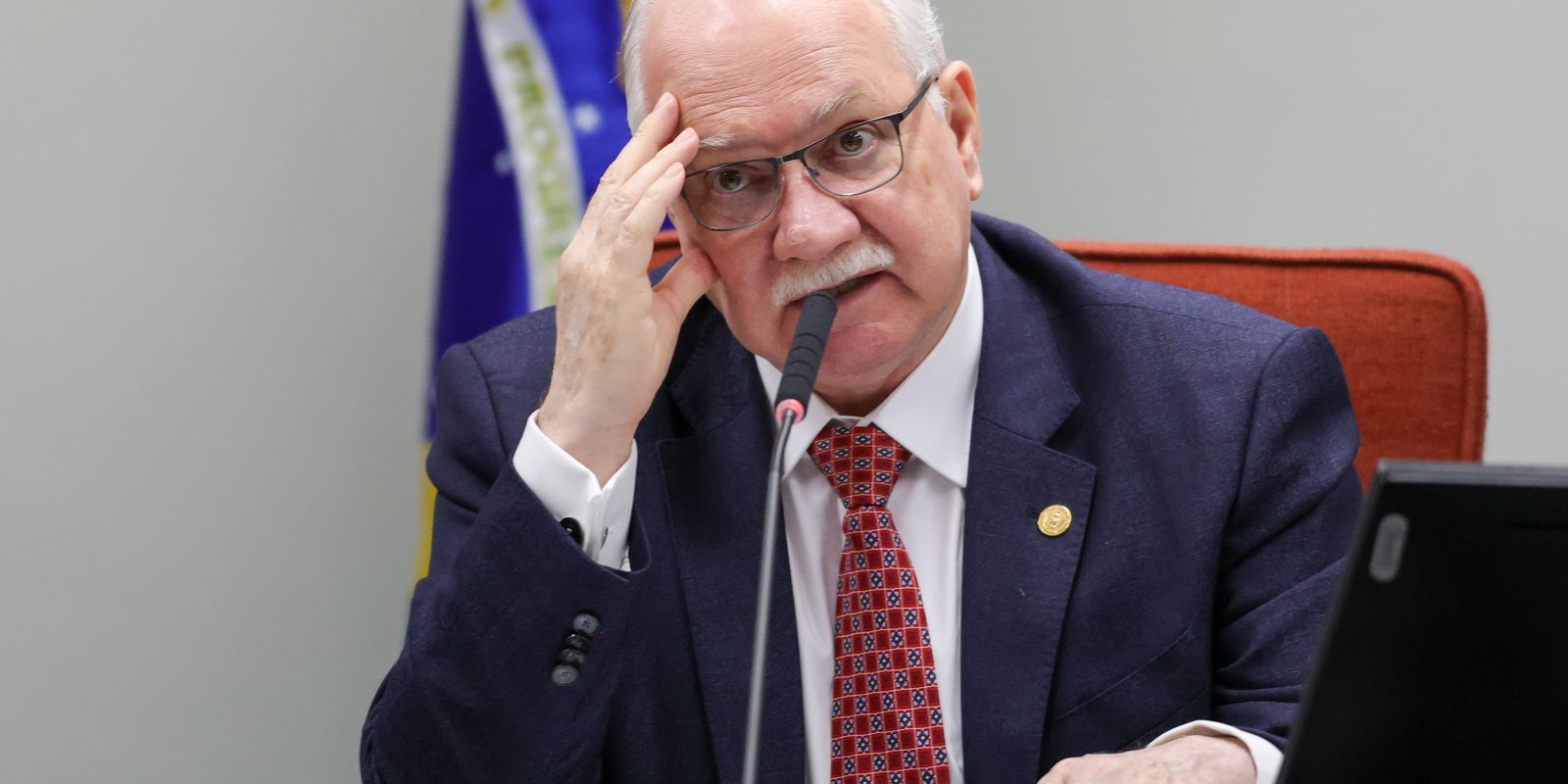 Fachin afirma que STF atuará sem pressões externas após tarifaço dos EUA