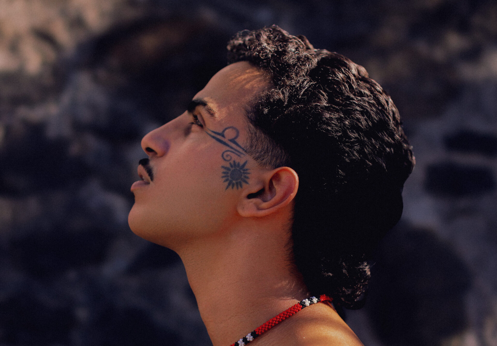 Fatel lança "Rasante", álbum que transforma o sertão em poesia musical