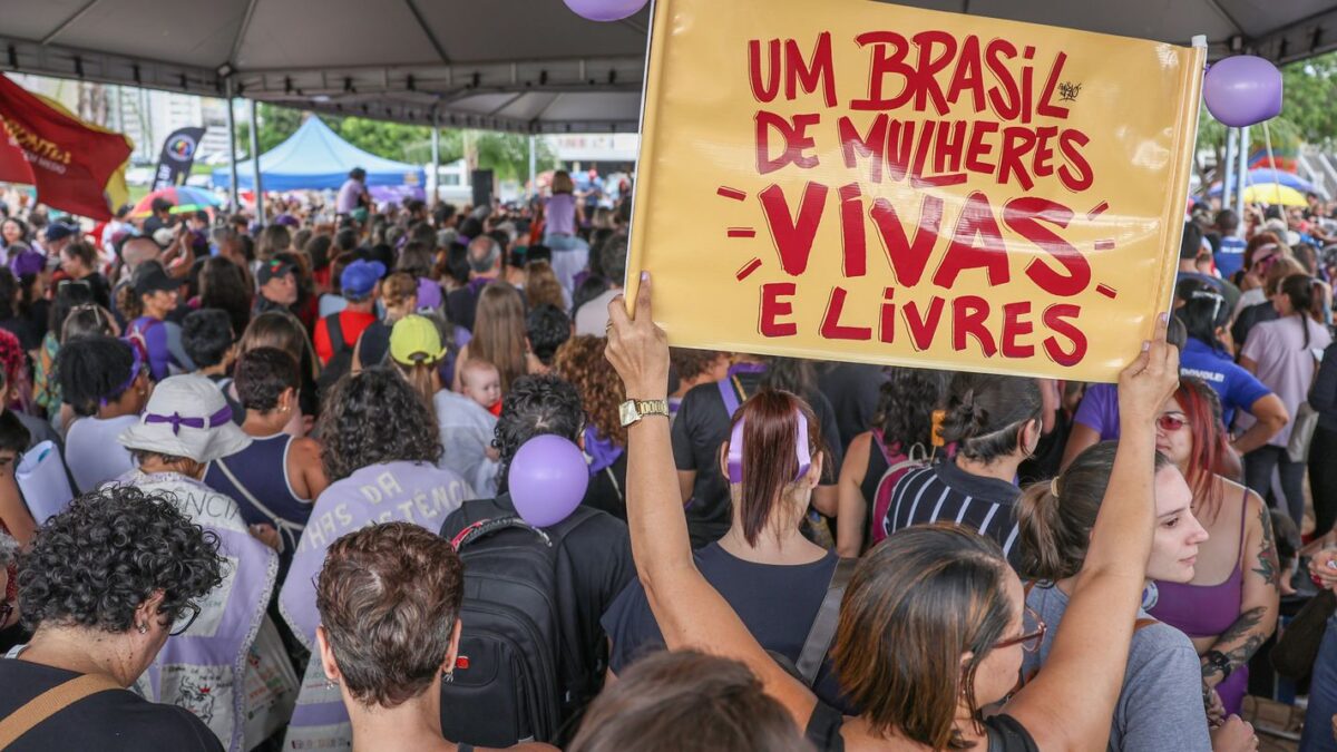 Feminicídios em São Paulo aumentam 10% no 1º semestre de 2026, com 142 vítimas.