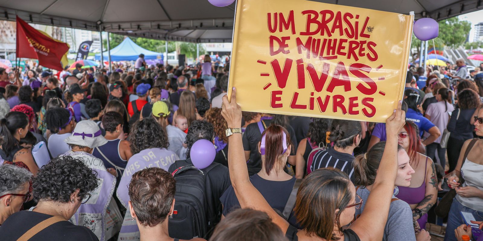 Feminicídios em São Paulo aumentam 10% no 1º semestre de 2026, com 142 vítimas.