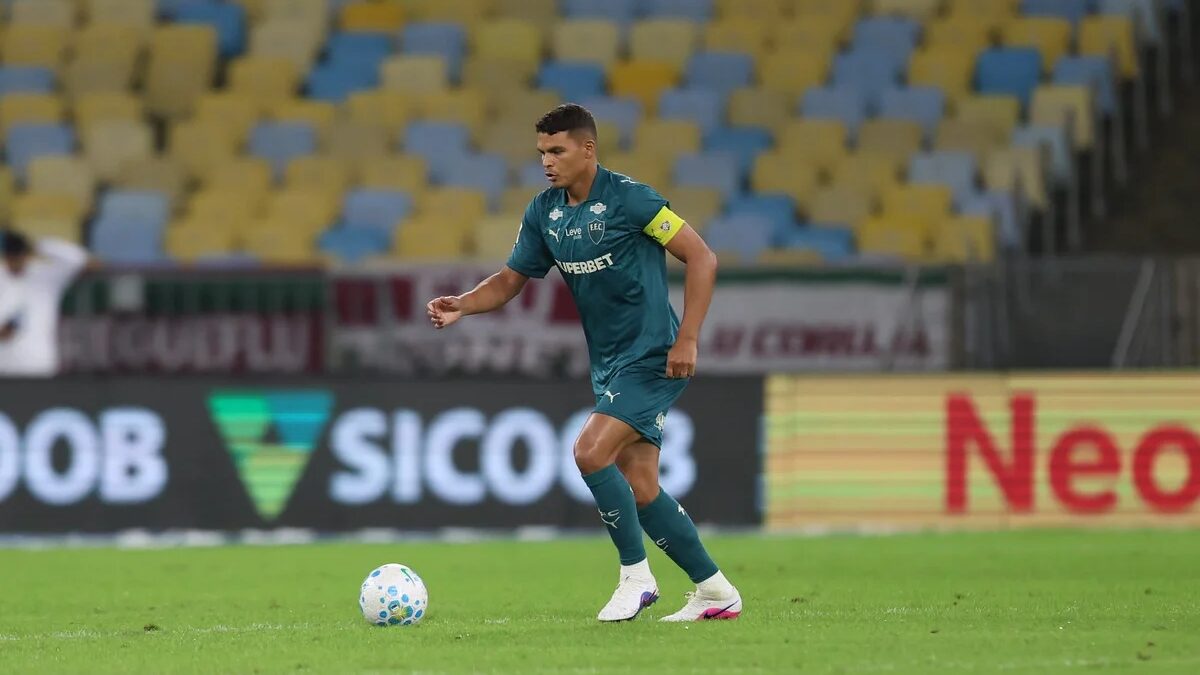 Fluminense confirma lesões de Thiago Silva e Freytes antes do clássico contra o Vasco