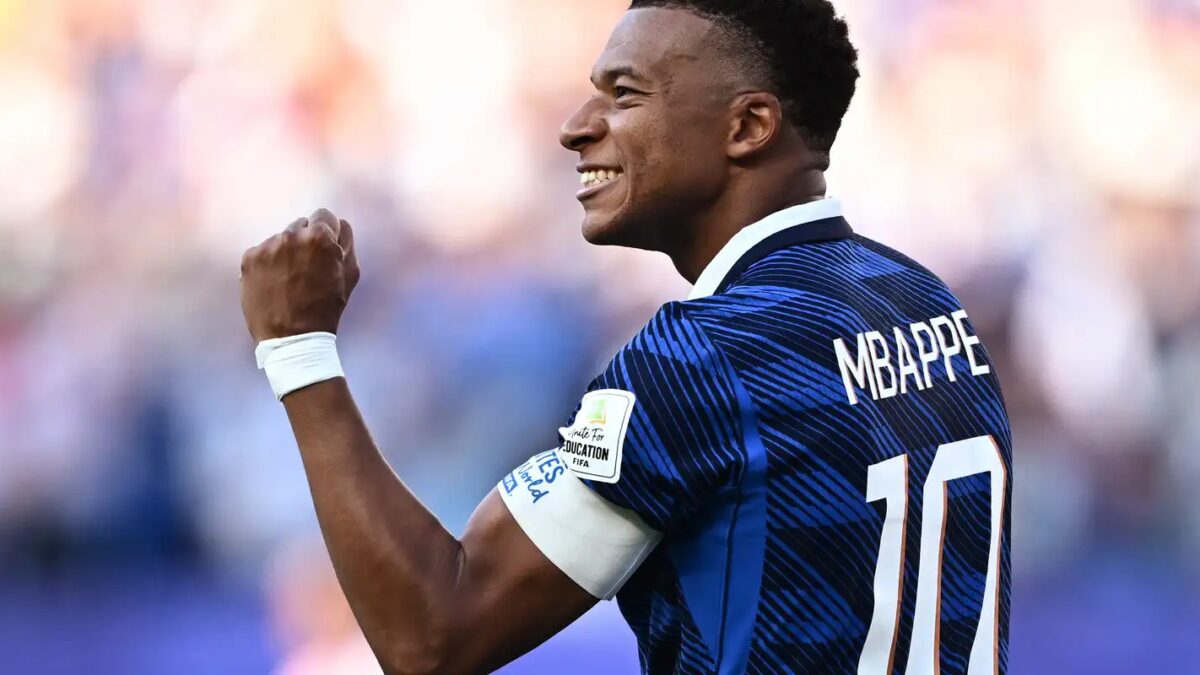 França supera Paraguai com pênalti de Mbappé e avança às quartas da Copa