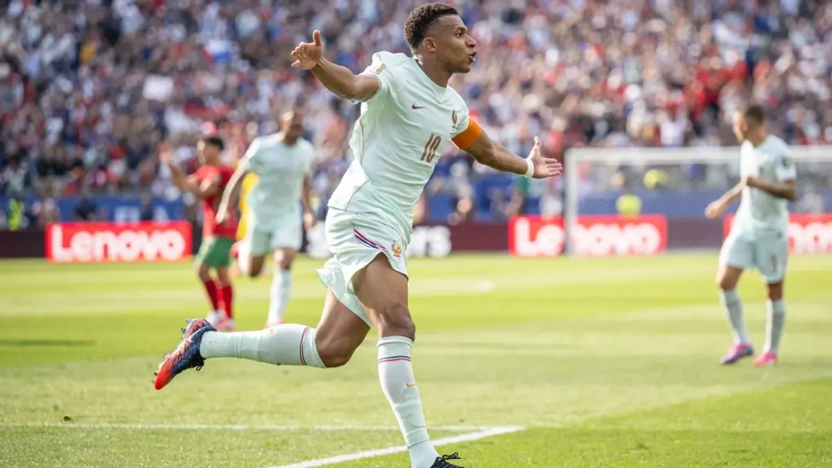 França vence Marrocos por 2 a 0 e Mbappé iguala Messi na artilharia da Copa