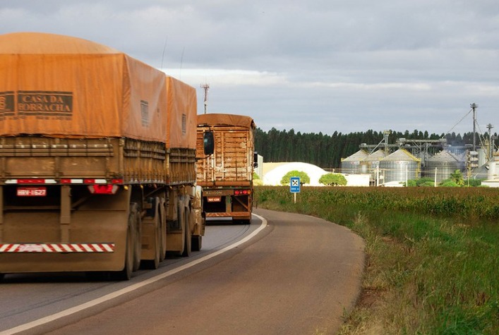 Frete rodoviário atinge recorde em 2026 e custos no agronegócio disparam