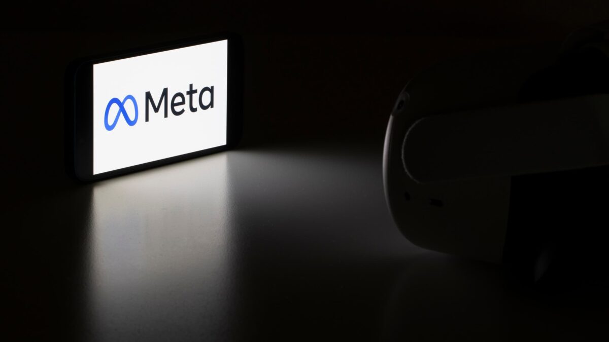 Funcionários da Meta processam empresa por demissões supostamente decididas por IA