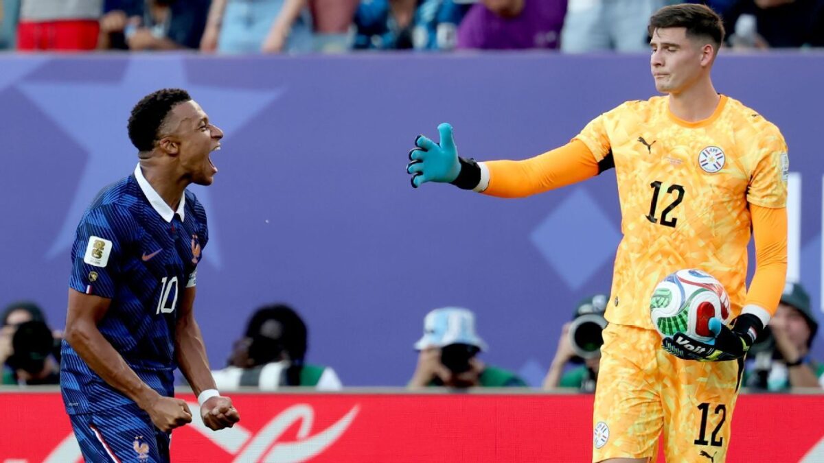 Goleiro do Paraguai critica europeus: "Não estão acostumados ao nosso estilo"