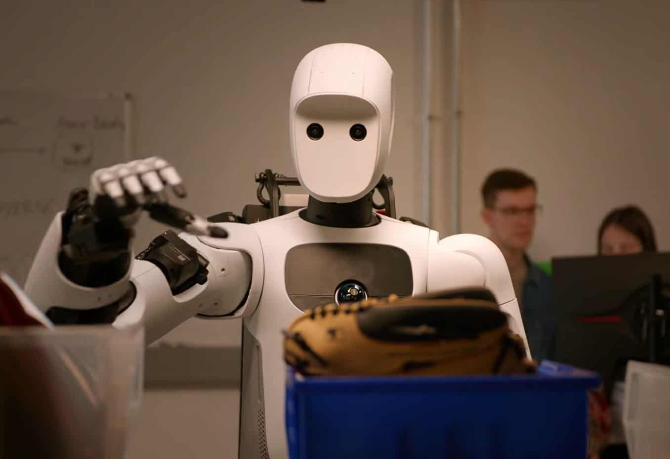 Google apresenta robôs que entendem ordens e agem de forma autônoma