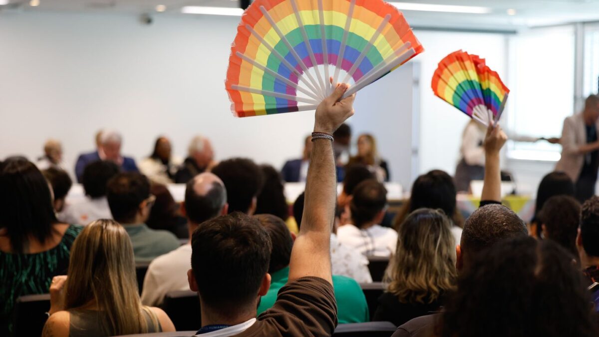 Governo do Rio promete regularizar salários atrasados do programa Rio Sem LGBTIfobia