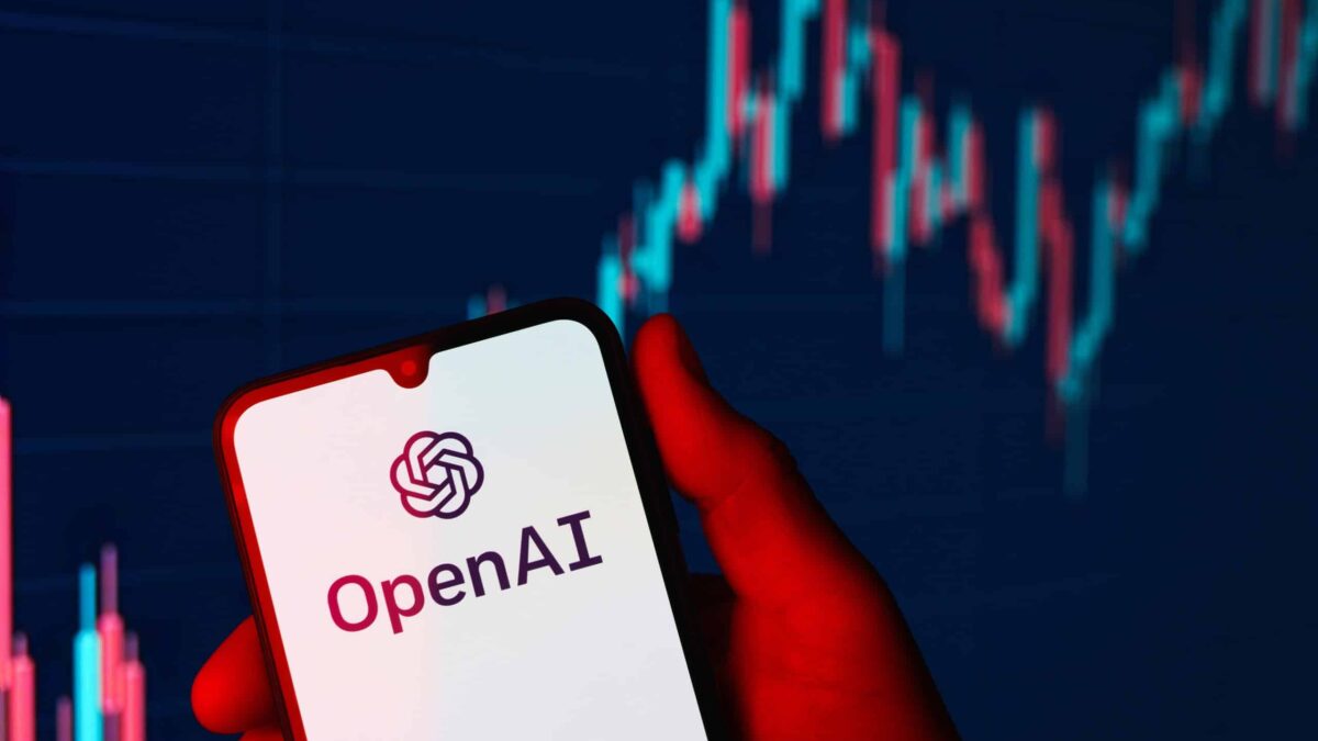 Governo dos EUA negocia participação de 5% na OpenAI, avaliada em US$ 42,6 bi
