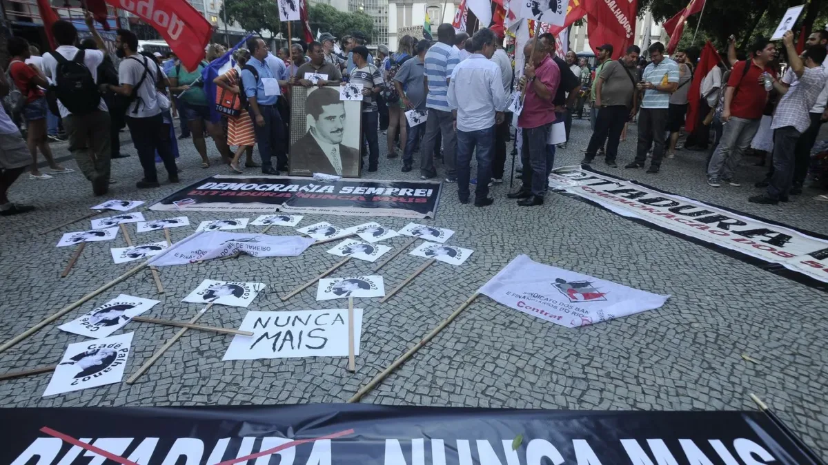 Governo pede desculpas por desaparecimento de aluno da UnB durante a ditadura