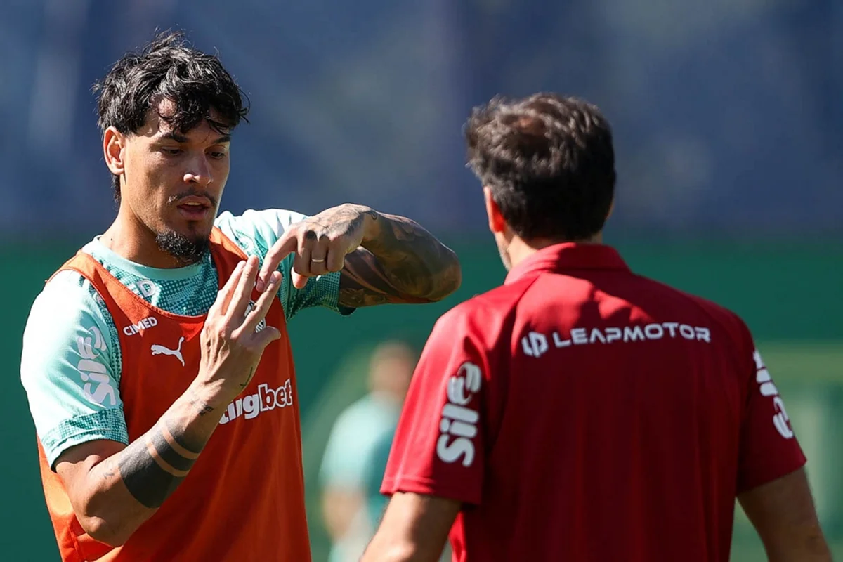 Gustavo Gómez se lesiona e desfalca Palmeiras contra o Fortaleza na Copa do Brasil