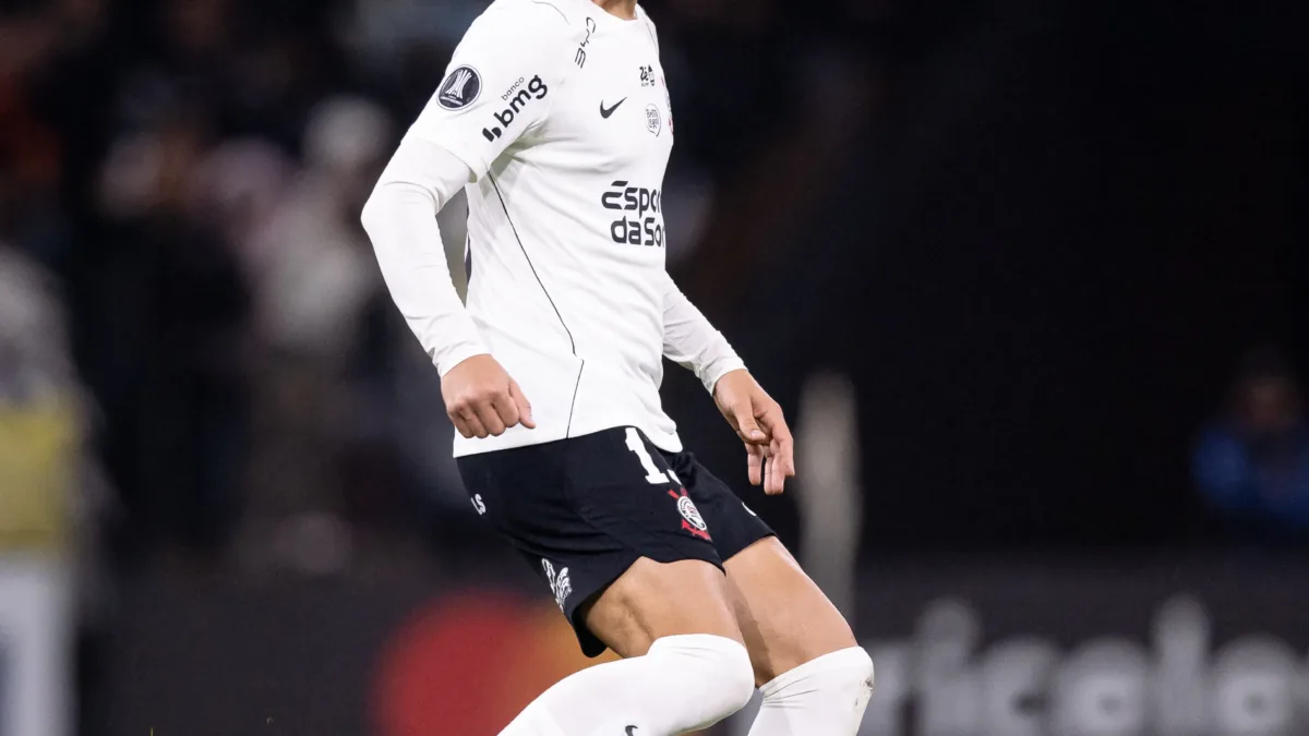 Gustavo Henrique é o defensor mais ativo do Corinthians no Brasileirão
