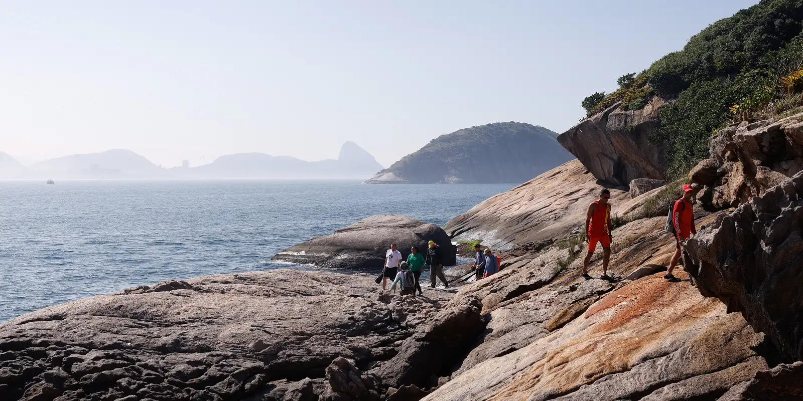 Inaugurada a Trilha da Comprida nas Ilhas Cagarras, primeira insular do Rio