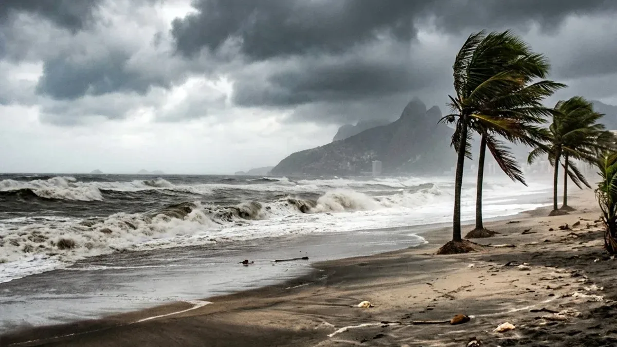 Inmet alerta para vendavais e tempestades em Santa Catarina nesta terça-feira