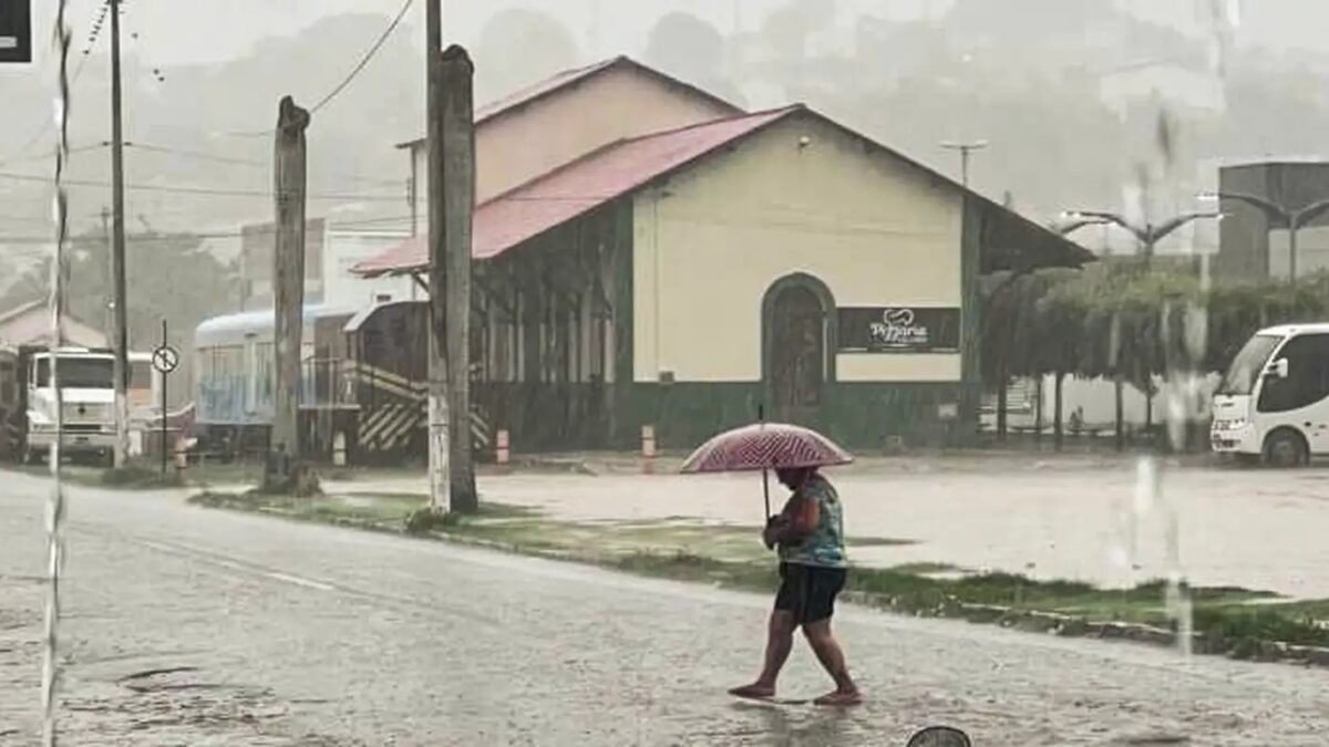 Inmet emite alerta amarelo para chuvas intensas no Nordeste e Norte do Brasil