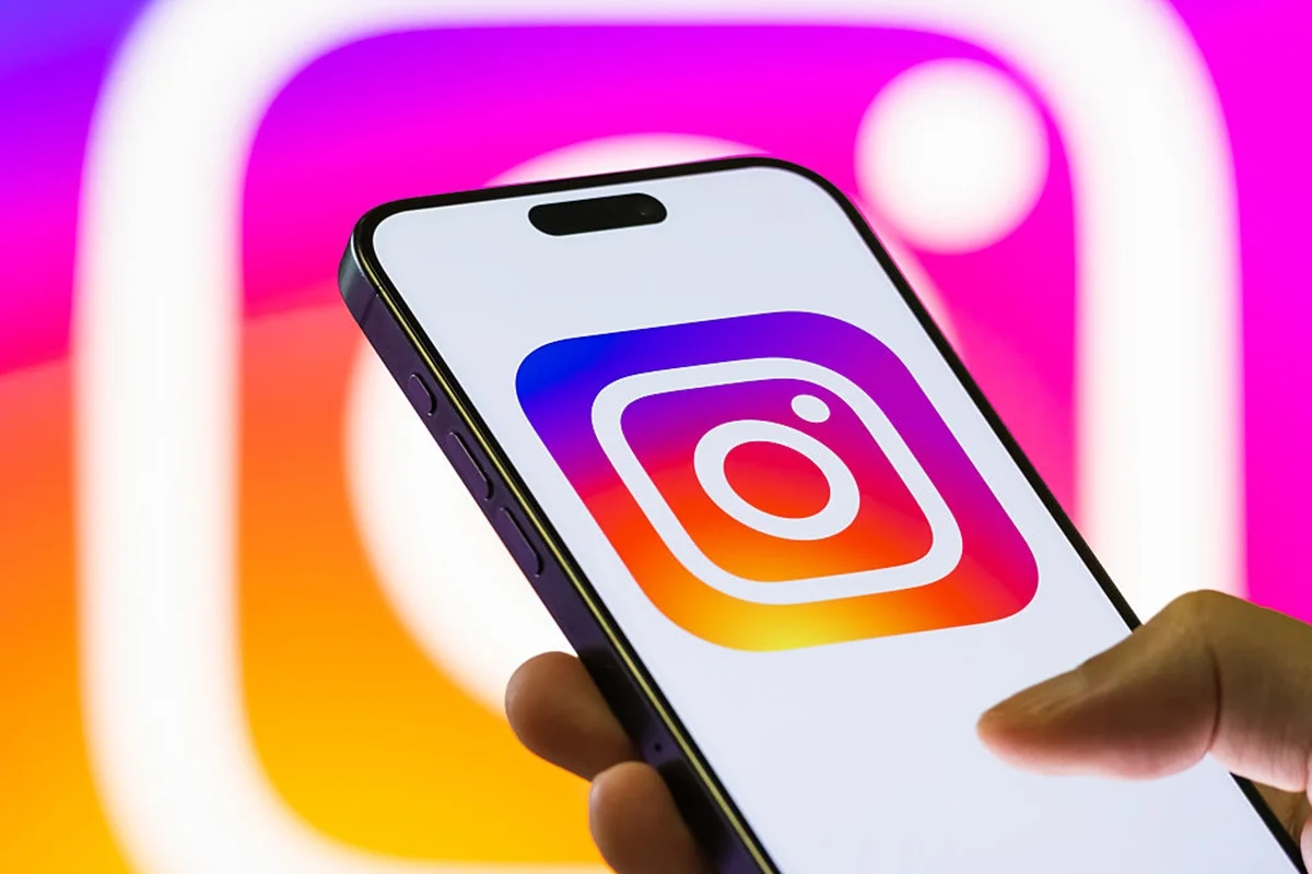 Internautas relatam instabilidade no Instagram e Facebook neste domingo (19)