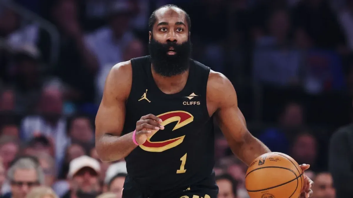 James Harden apoia LeBron James e busca reforçar Cavaliers para próxima temporada