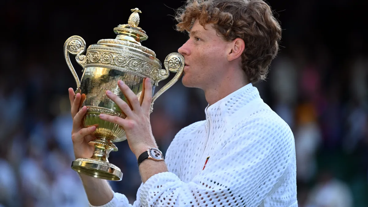Jannik Sinner conquista bicampeonato em Wimbledon ao vencer Alexander Zverev