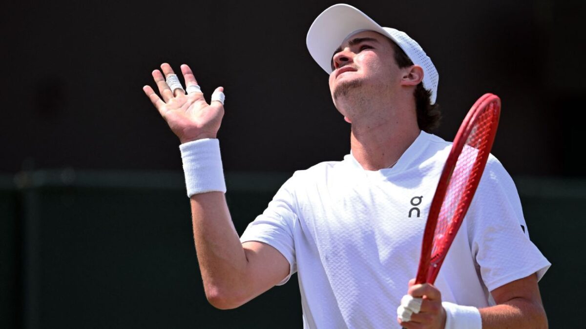 João Fonseca é eliminado por Roman Safiullin em Wimbledon 2026