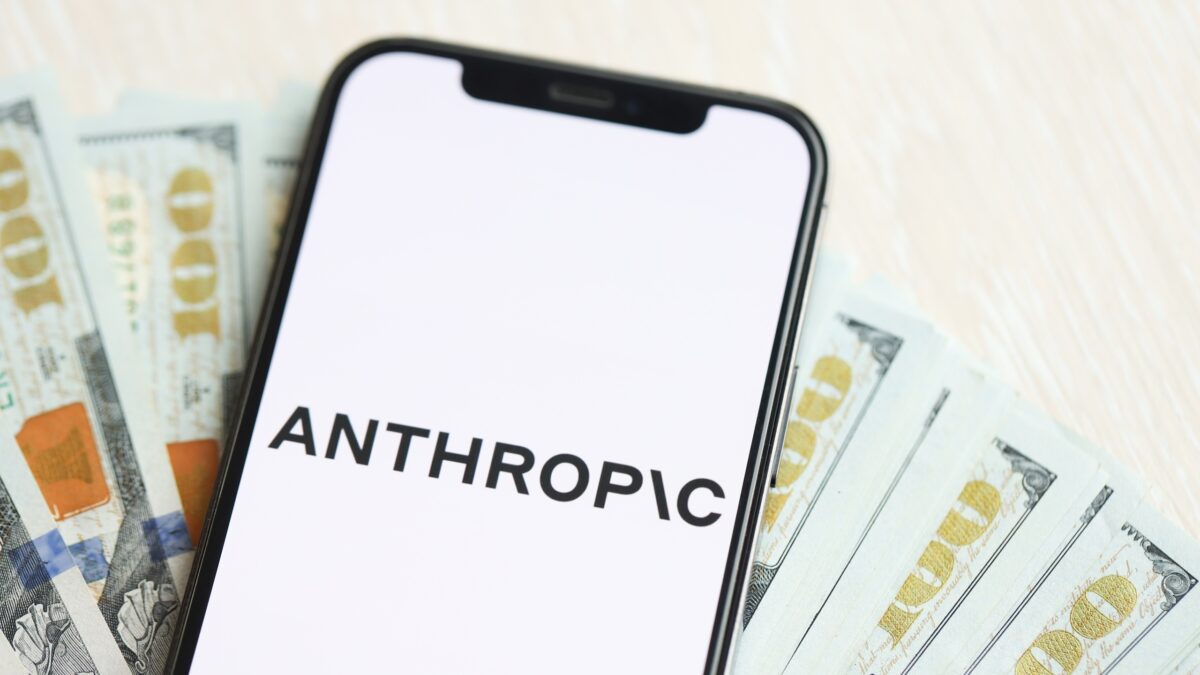 Justiça dos EUA aprova acordo de US$ 1,5 bilhão entre Anthropic e autores por direitos autorais