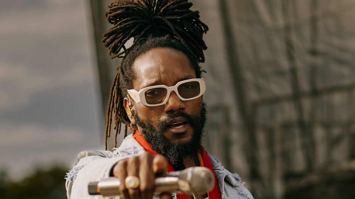 Kabaka Pyramid lança single "Rotation" e celebra a cultura reggae em novo projeto