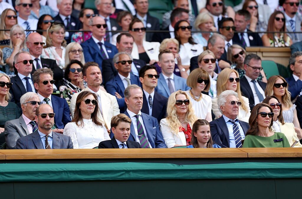 Kate Middleton e Príncipe William assistem final de Wimbledon com os filhos