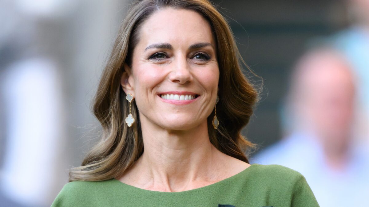 Kate Middleton parabeniza tenista Arthur Fery com presente de aniversário em Wimbledon