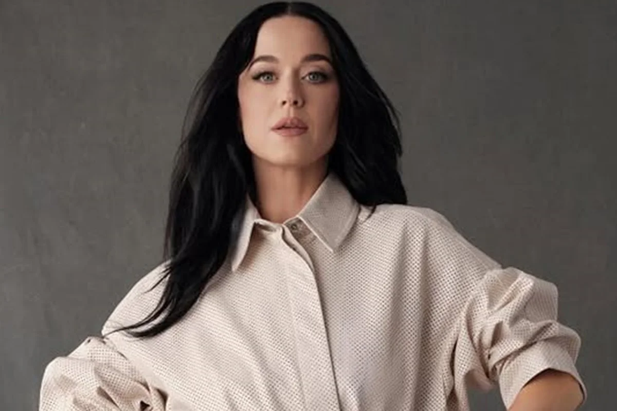 Katy Perry critica Casa Branca por usar 'Firework' em vídeo militar sem autorização