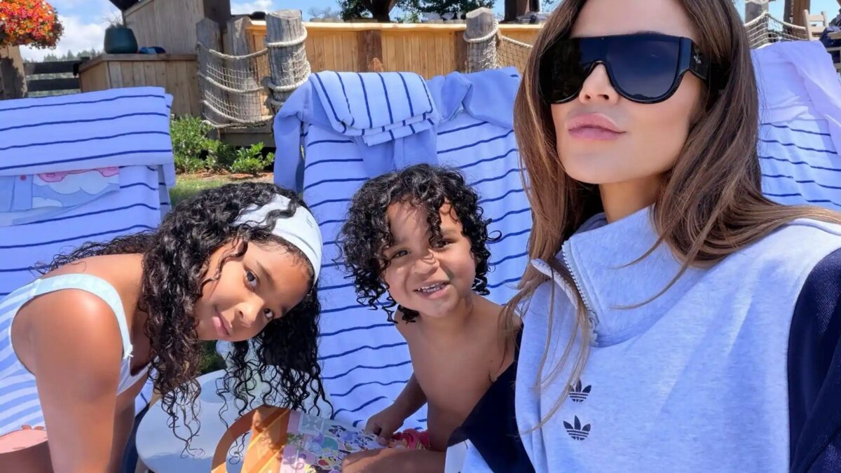 Khloé Kardashian celebra 4 anos do filho Tatum com homenagem emocionante nas redes sociais
