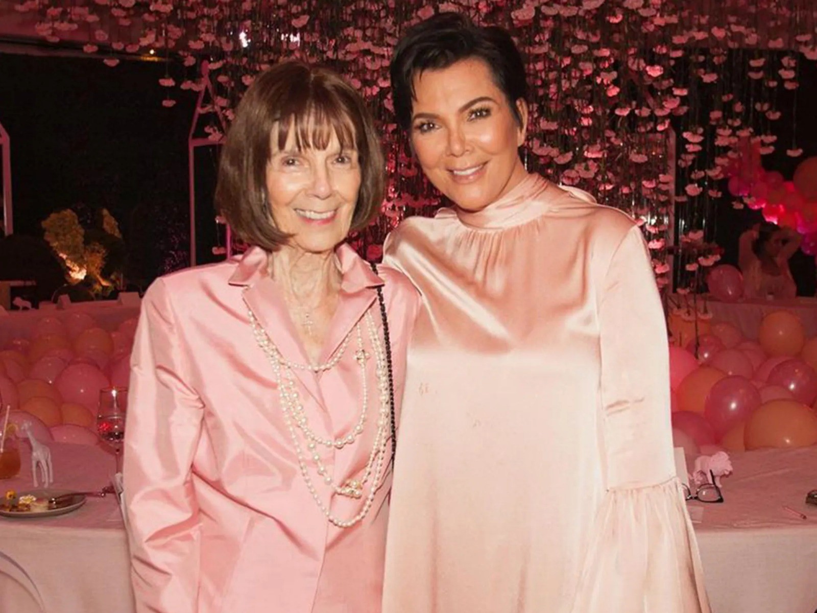 Mãe de Kris Jenner, MJ Shannon, morre aos 91 anos; última foto foi em maio