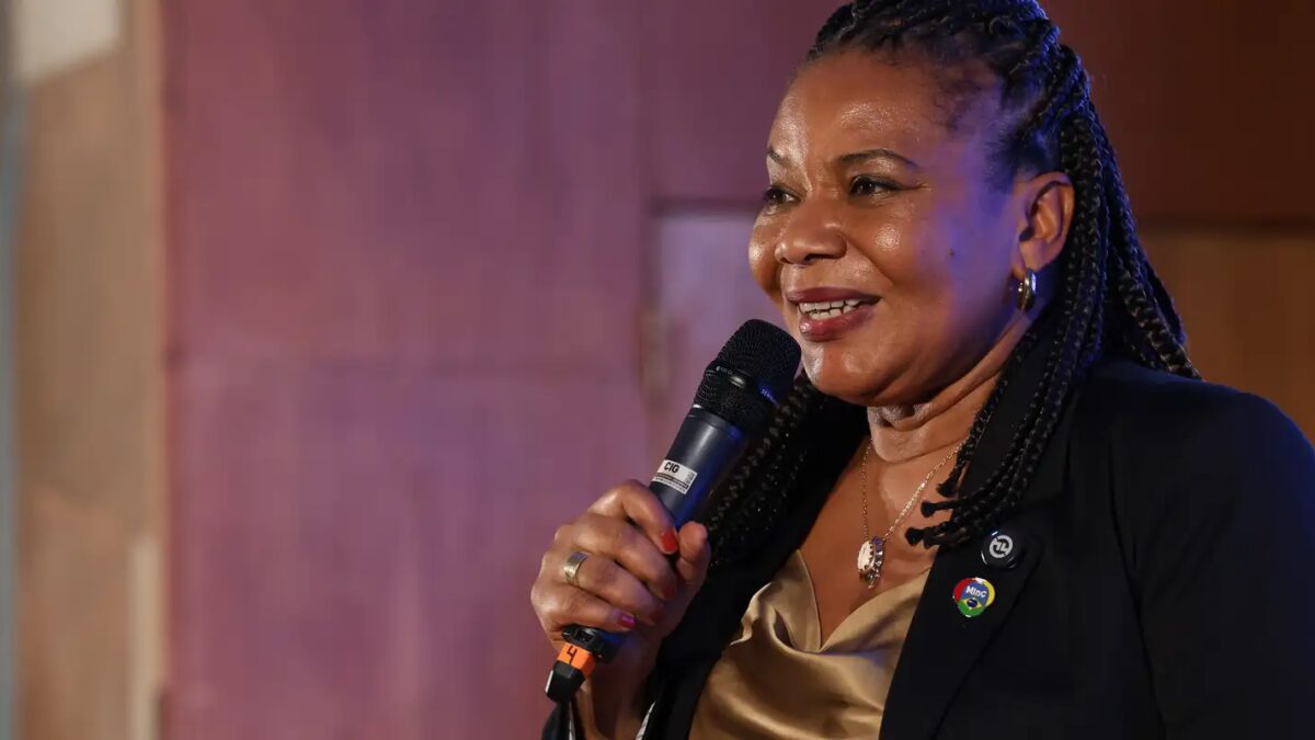 Margareth Menezes recebe título de Doutora Honoris Causa da UFC nesta sexta-feira