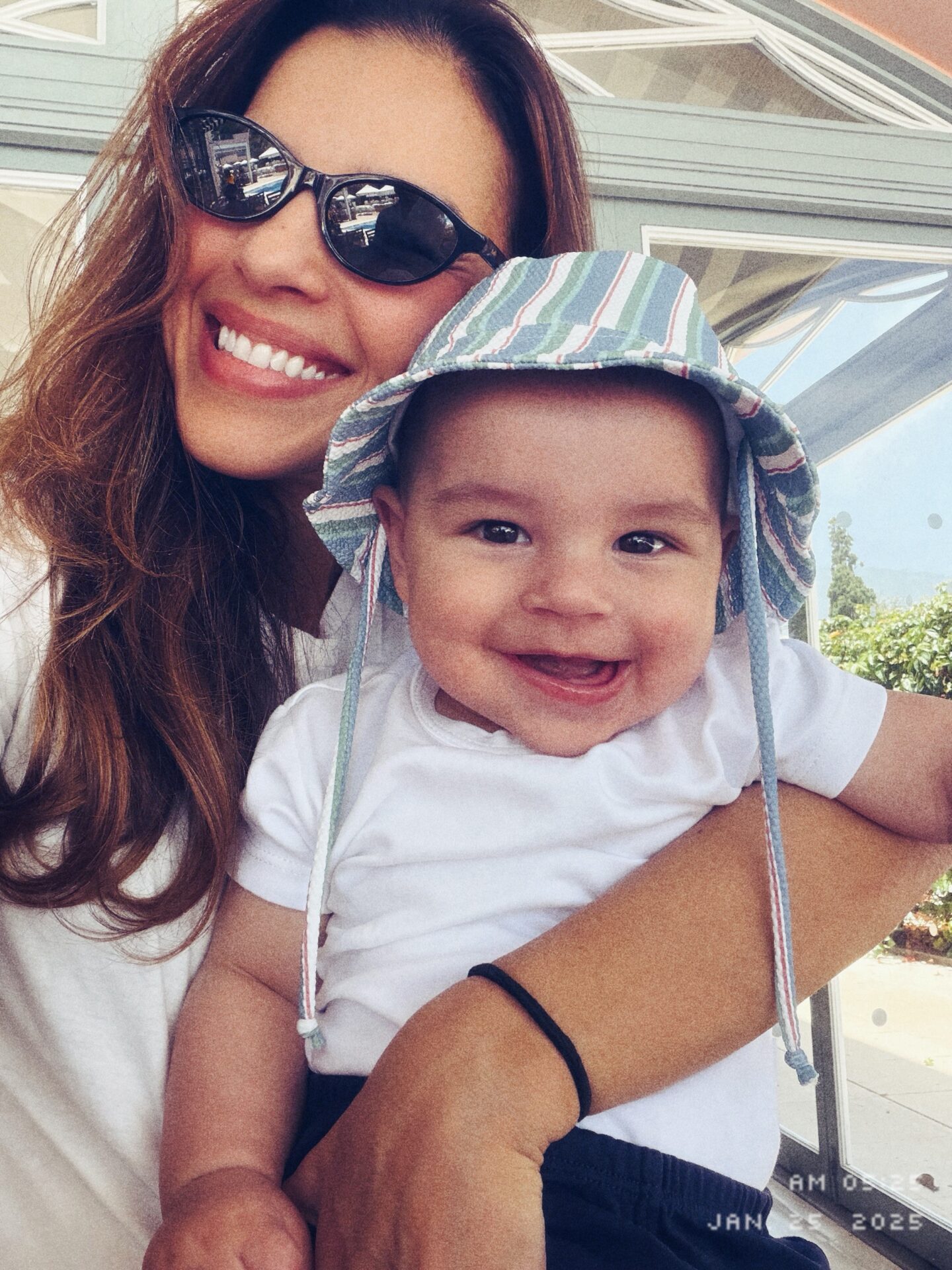 Mariana Rios celebra 41 anos e se declara a pessoa mais feliz do mundo