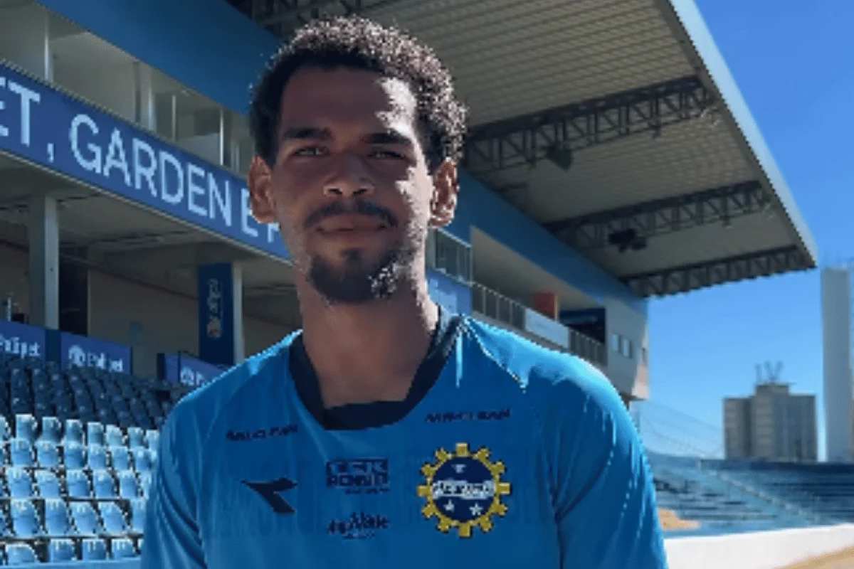 Micael, atacante do São José, pede desculpas por urinar antes de jogo na Copa Paulista