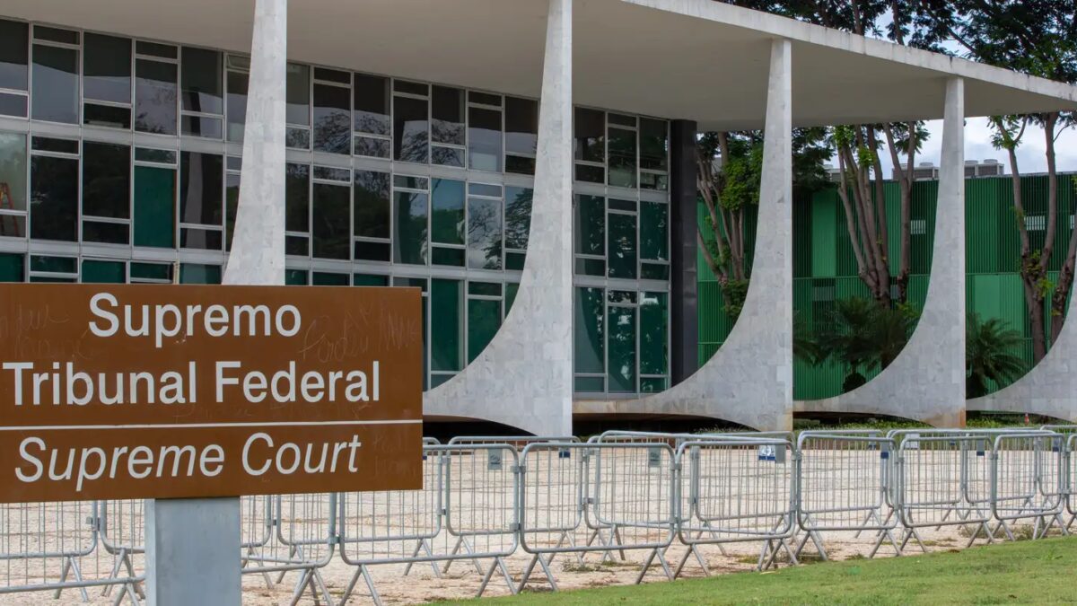 Moraes marca depoimento de Flávio Bolsonaro à PF para 28 de julho