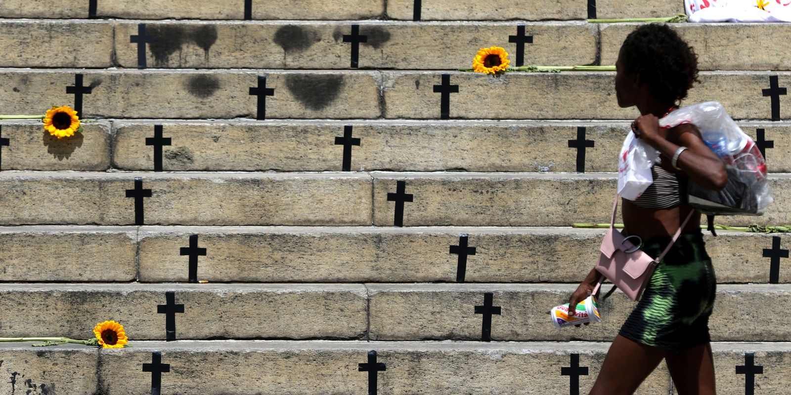 Mortes violentas caem 8,2% no Brasil em 2025, mas feminicídios sobem 4%