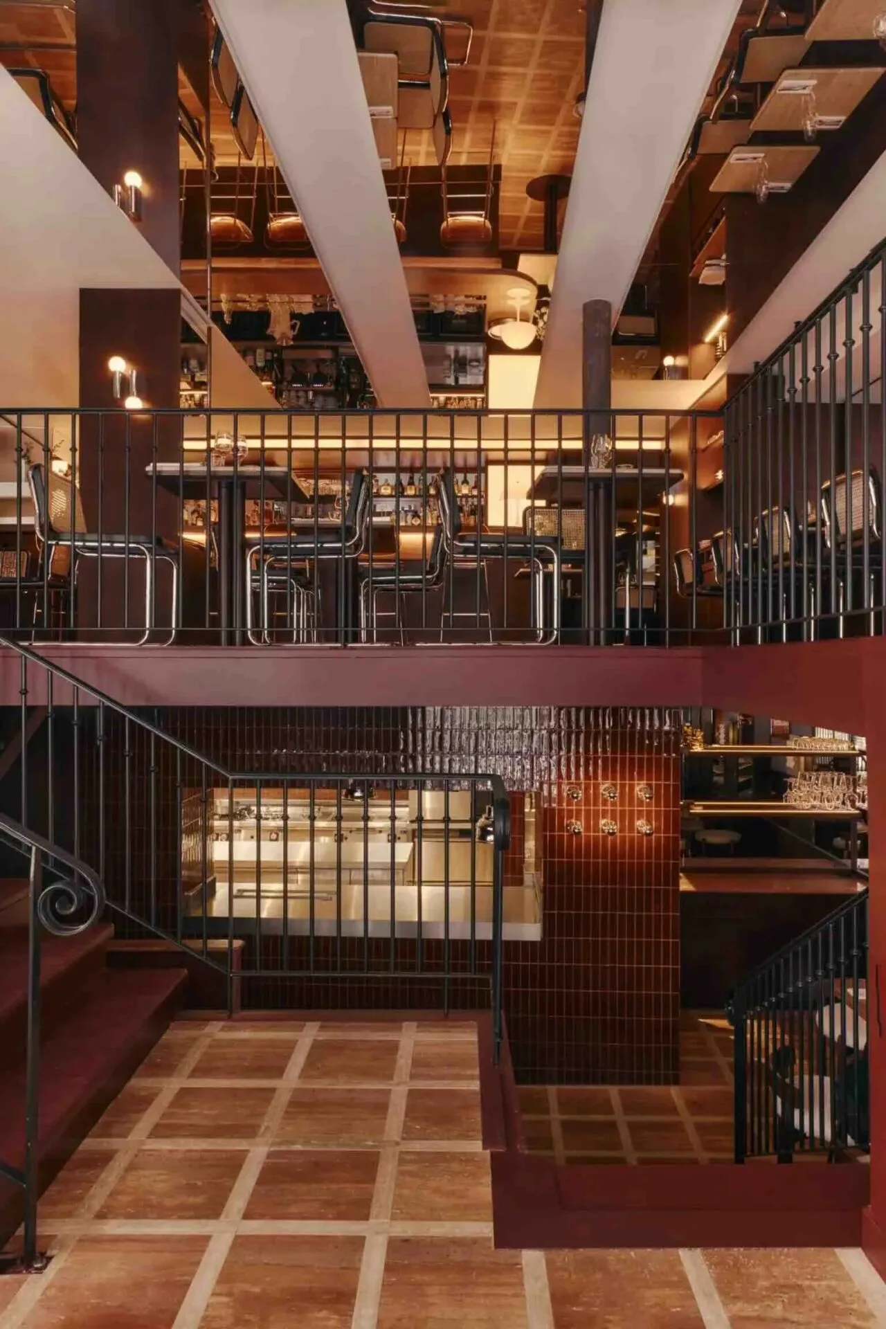 Novos restaurantes em Paris prometem experiências gastronômicas inesquecíveis