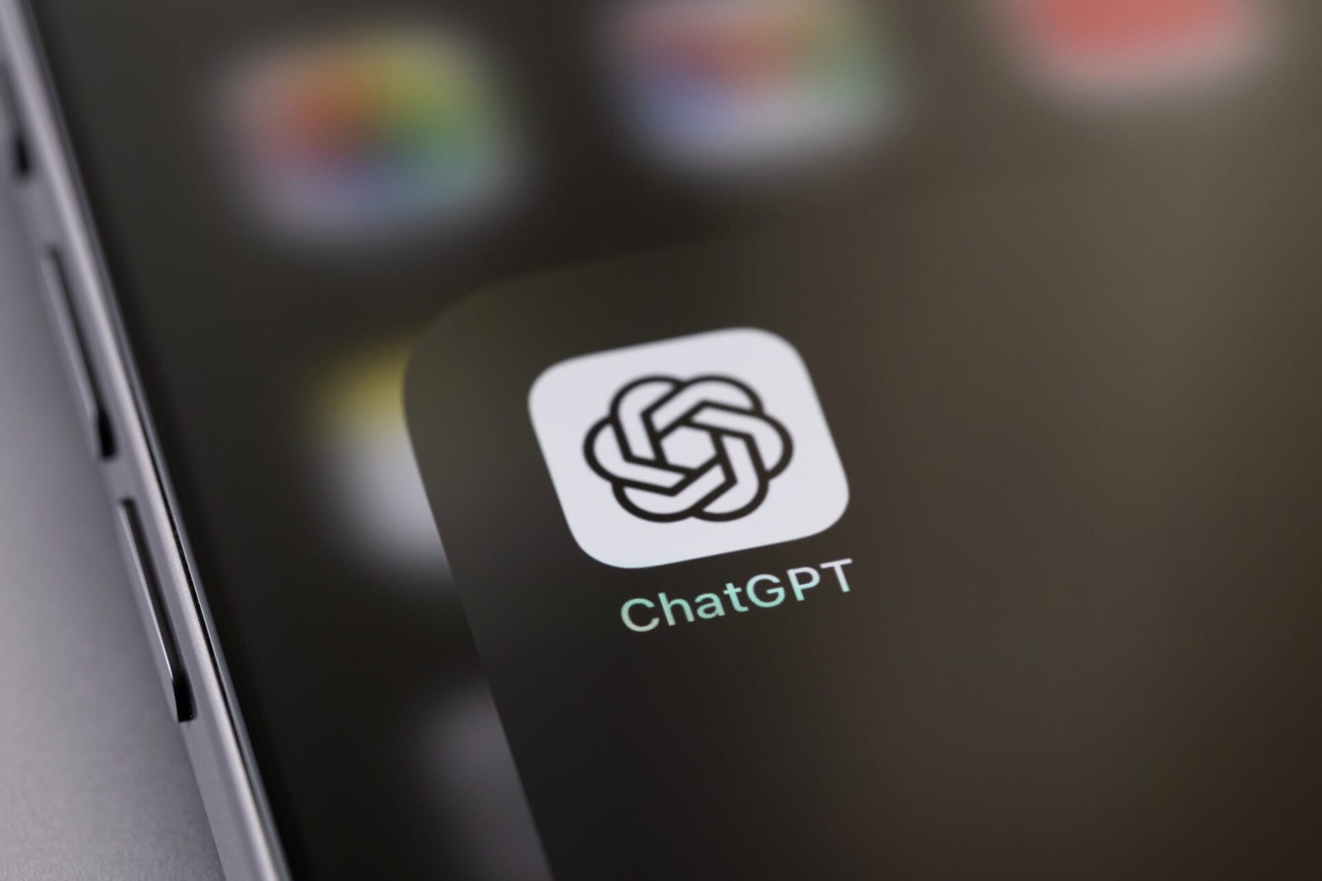 OpenAI lança GPT-5.6 com três modelos e promete desempenho superior ao Fable 5