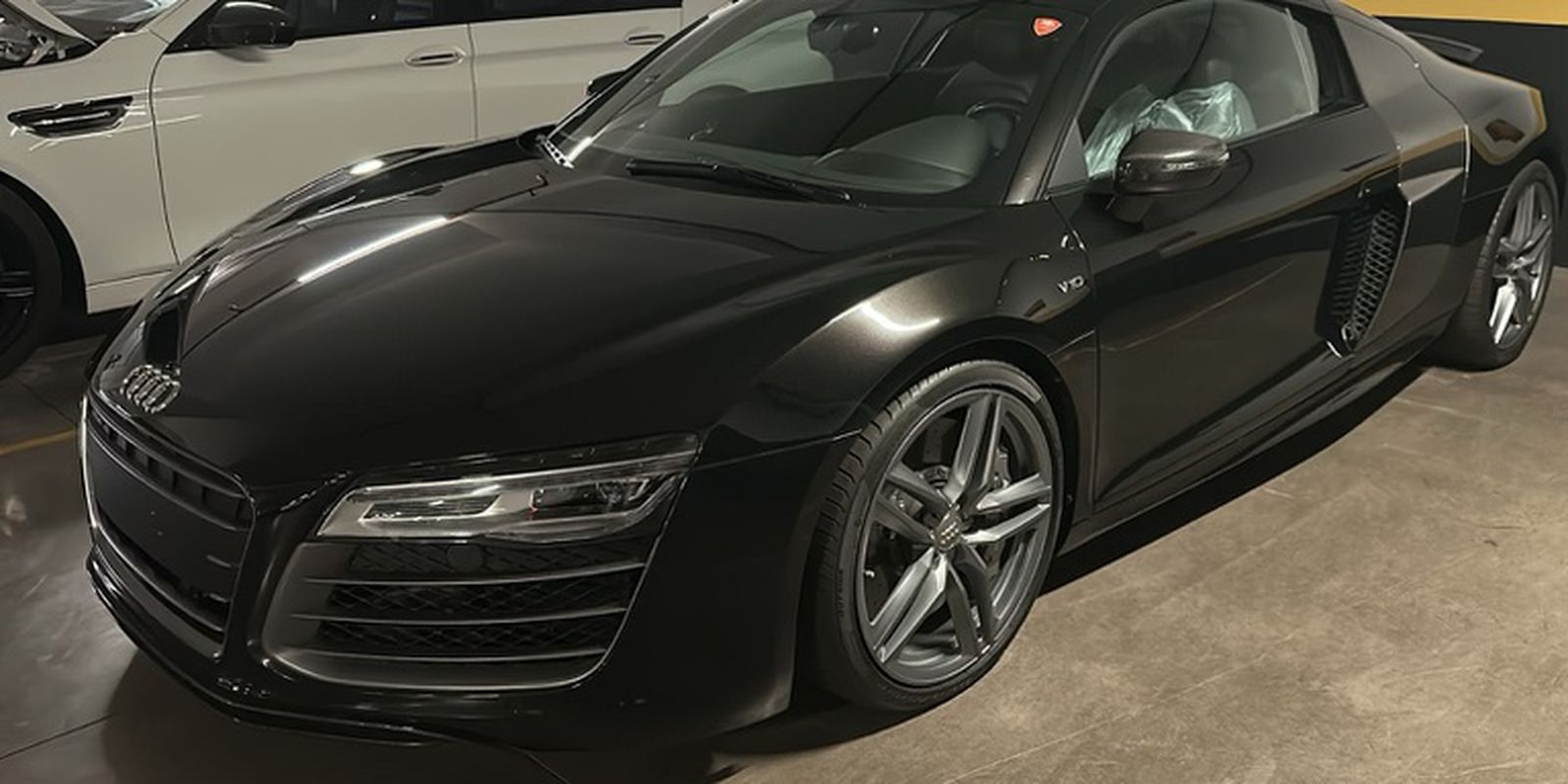 PF apreende carros de luxo de Careca do INSS em operação contra desvios