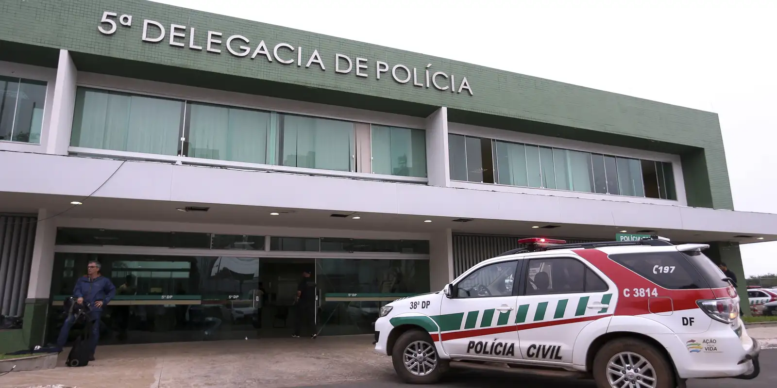 Polícia Civil do DF encerra inquérito e não indicia Bolsonaro por arma apreendida