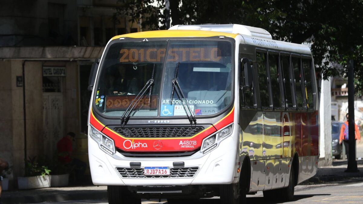 Quinta reunião entre rodoviários e patrões no Rio termina sem acordo e greve permanece em estado de alerta
