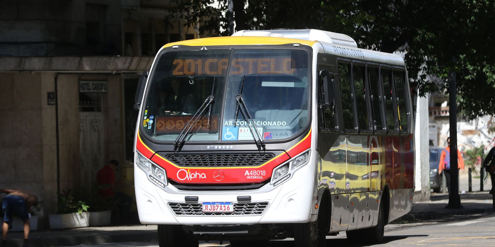 Quinta reunião entre rodoviários e patrões no Rio termina sem acordo e greve permanece em estado de alerta